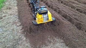 Мотокультиватор Champion BC6712.mp4