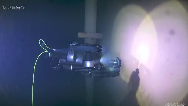 Подводные дроны QYSEA