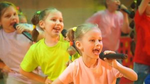 Кураж KIDS - Разукрасим все планеты
Кавер автор слов и музыки Любаша