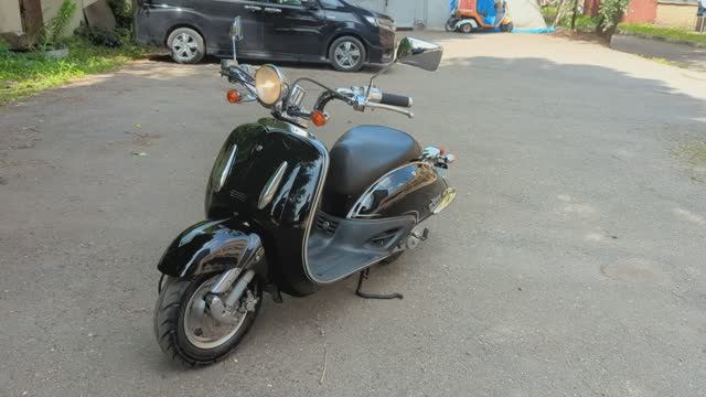 Скутер Honda Joker 50 (117HA25) 1996 г.в смотреть онлайн