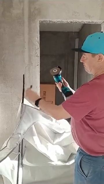 Болгарка аккумуляторная бесщеточная в кейсе углошлифовальная машина, шлифмашина смотреть онлайн