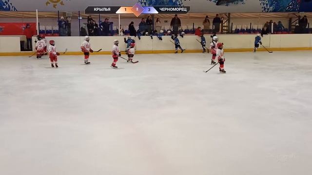 КРЫЛЬЯ (КРАСНОДАР) - ЧЕРНОМОРЕЦ (СЕВАСТОПОЛЬ)