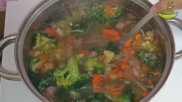 Суп из капусты брокколи и говядины. Вкусный, Полезный СУП с Брокколи! Очень легкий и быстрый рецепт!