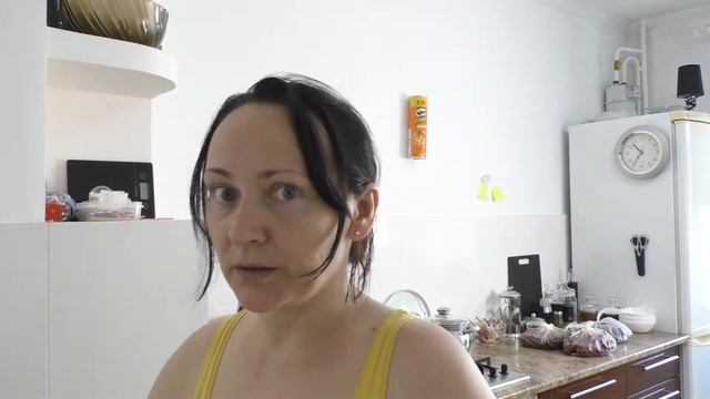 Накупила посуды, много вишен, посмотрели ДОМ, зашли по?