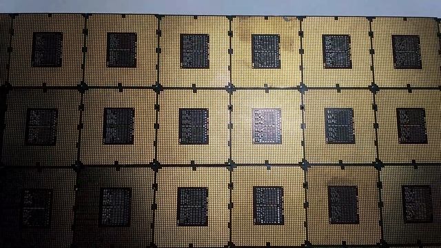 Процессоры Socket 1366 Intel Xeon E5520 SLBFD и X5550 SLBF5 40шт смотреть онлайн