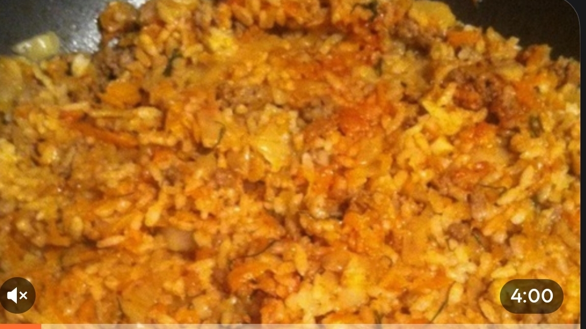 ОЧЕНЬ ЛЕНИВЫЕ ГОЛУБЦЫ НА СКОВОРОДЕ😋