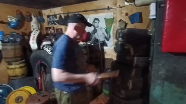 Особенности нанесения реальных ударов ножом в пьяной смотреть онлайн