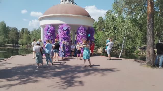 Фестиваль мороженого 2025. Конкурсы и песни смотреть онлайн