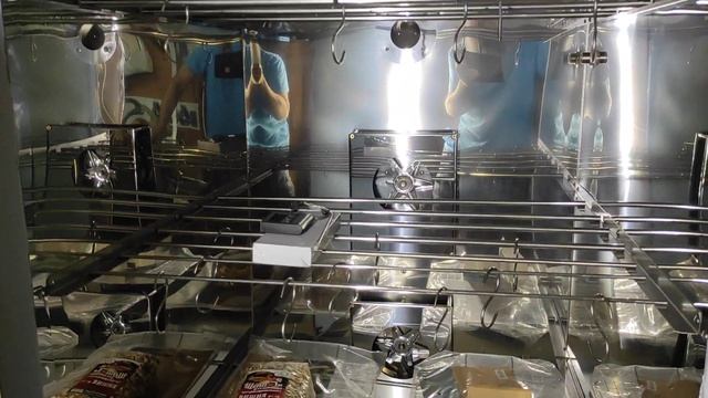 Обзор коптильни и оборудования для копчения.