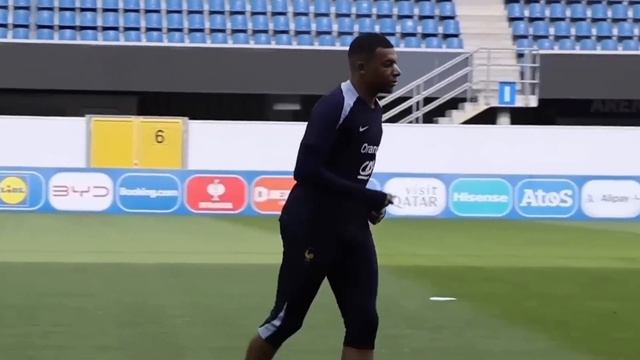 ВАУ.ЭФФЕКТ РОНАЛДУ - ВЗОРВАЛ МИР И УСТАНОВИЛ ИСТОРИЧЕС смотреть онлайн