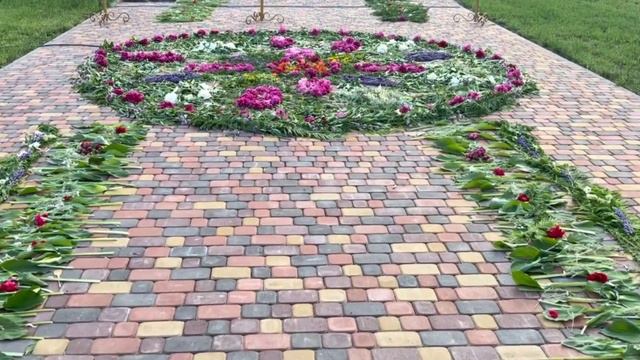 Троица. Цветы. смотреть онлайн