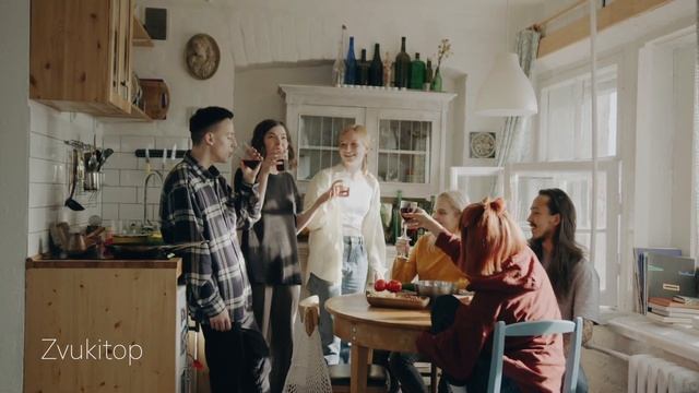 Звук разговоров людей на улице города для фона смотреть онлайн