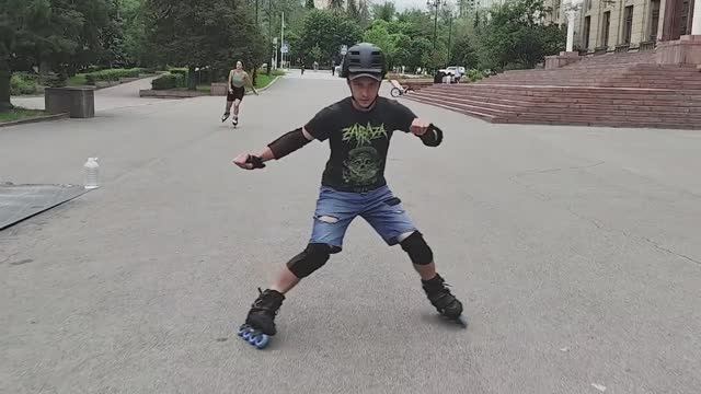 RolleRProPelleR | ПОЛУПЛУГ НА РОЛИКАХ смотреть онлайн