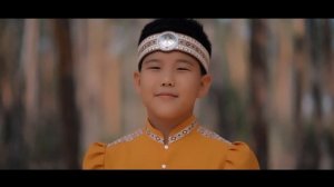 Айыы кыһата нацилнальнай гимназия 1 б кылааһын үөрэнээччилэрэ-ОҔО СААС