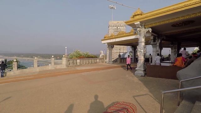 город Murudeshwara статуя Шивы Где снять номер в Мурудешвар? смотреть онлайн