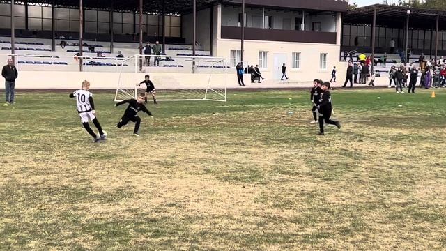 Торпедо Армавир -Торпедо пгт.Мостовской, 2-ой тайм .13.10.2 смотреть онлайн