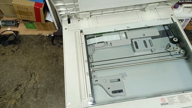 Canon Ir 2520 обрезает изображение при копирование, что дел?