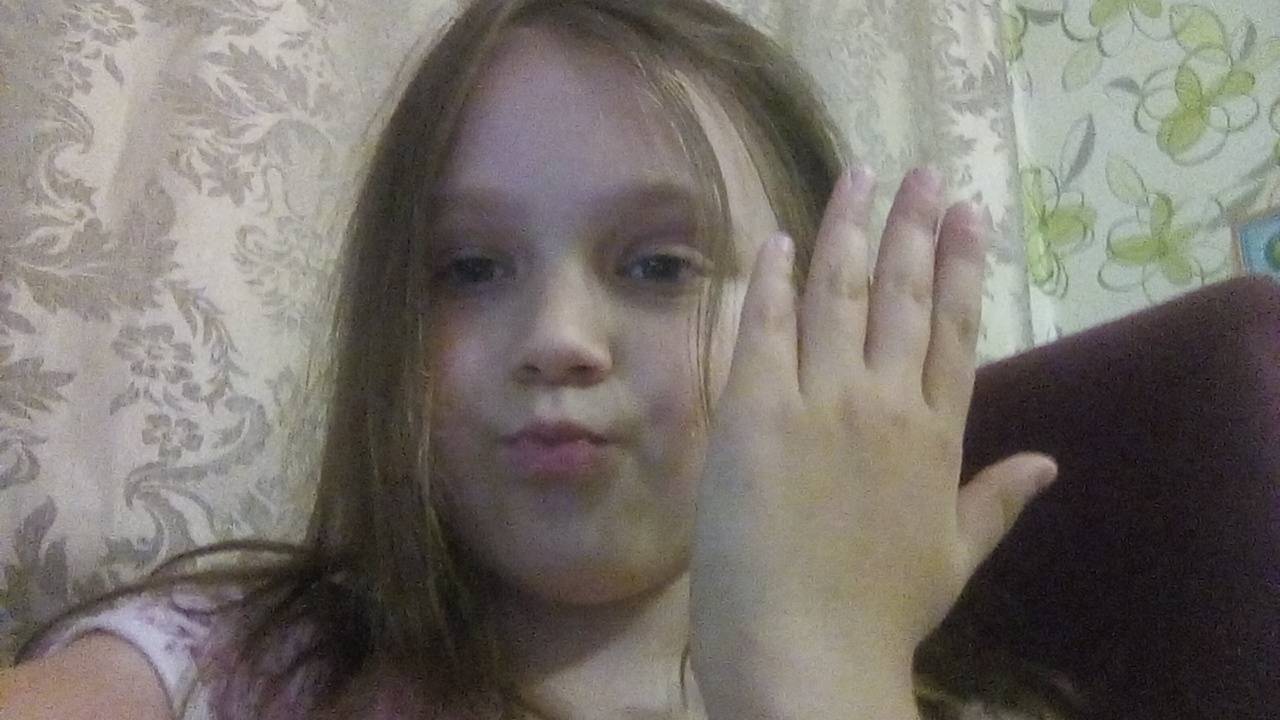 делаем мейк ! Подпишитесь пж!