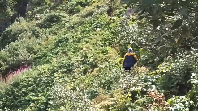 тропа к водопаду Ивановского озера.