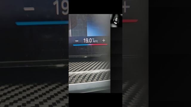 О разности по отношению к погибшим на Украине и "право первой" ночи с запада в Молдове смотреть онлайн