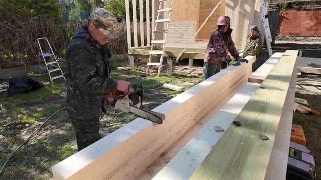 Мы построили маленький дом за 4 дня. От начала до конца