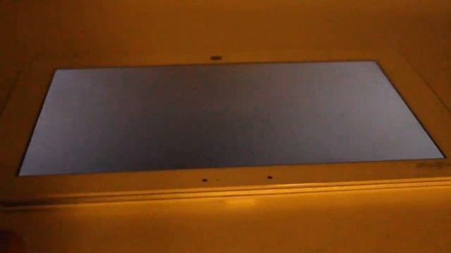 Glow-эффект экрана Fujitsu Stylistic Q584