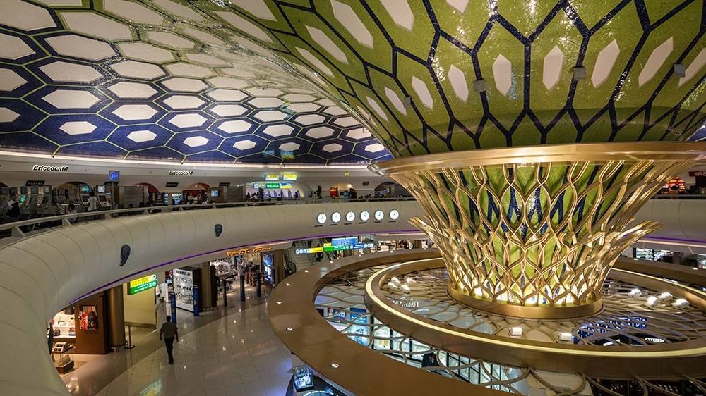 Обзор аэропорта в Абу Даби. Как купить транспортную карту на автобус по Абу Даби. смотреть онлайн