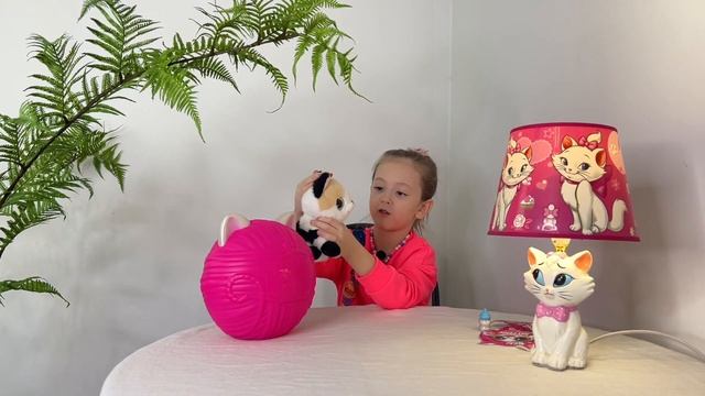 ОБЗОР ИГРУШКИ ZURU PETS ALIVE SMITTEN KITTENS | СОНЯ И ЕВА смотреть онлайн