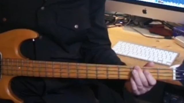 басс гитара