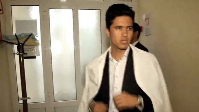 Падарам аз дунё рафт... Беҳтарин сухан васфи падар Пада смотреть онлайн