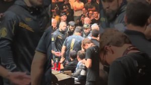Выход на арену UFC302  Ислам Махачев