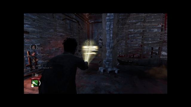 Dead by Daylight убежал от маньяка