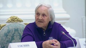 «Покорившая интернет и Кремль»: 93-летняя бабушка блогер Женя встретилась с Путиным