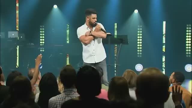 "Бог восстанавливает сломанное" / Стивен Фуртик смотреть онлайн