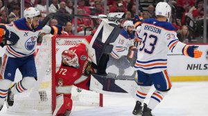 Игроки «Эдмонтона» и «Флориды» устроили массовую драку в финале Кубка Стэнли