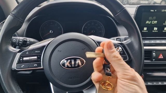 КЛЮЧ КИА ФОРТЕ КУПИТЬ ДУБЛИКАТ ВЫКИДНОГО ЧИП КЛЮЧА ЗА?