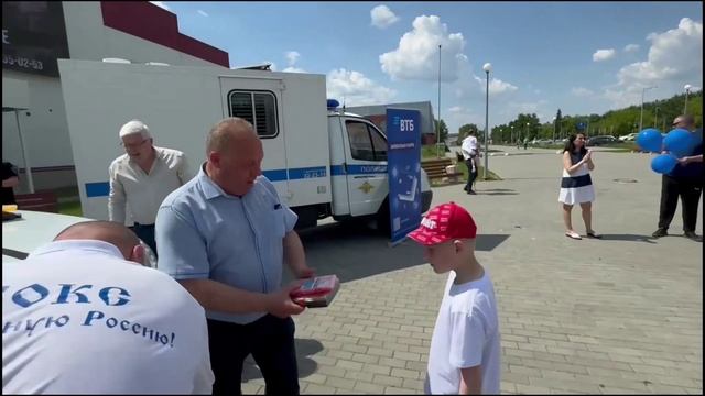 Полиция Каменска-Уральского: на страже детства и праздничного настроения смотреть онлайн