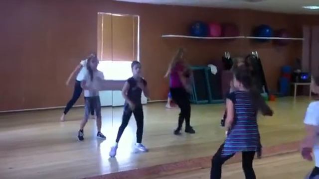 Детский современный танец Пн 13:00, Ср 14:00, Пт 14:00