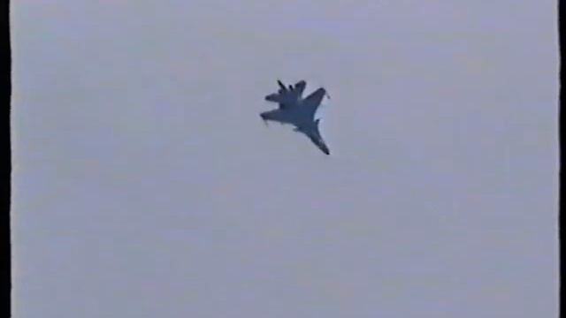 Sukhoi Su-32FN Su-34 Fullback prototype (T-10V-7) MAKS 2003 / Сухой Су-32ФН Су-34 Т-10? смотреть онлайн