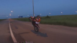 стант на эндуро 250