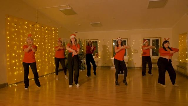 Christmas Bachata Lady Style, Astrakhan 2023. GutDance, начинающая группа смотреть онлайн