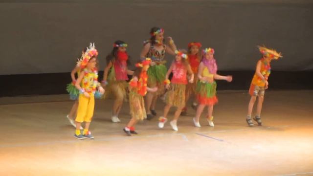 Star Team - Гавайский танец (школа 830) 4 место смотреть онлайн