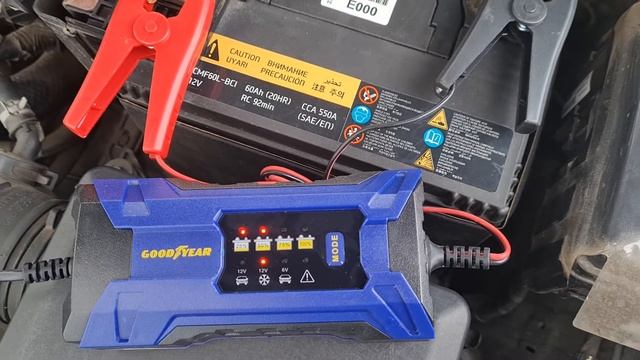 Зарядка батареи зарядным устройством CH-2A в зимнем режиме.