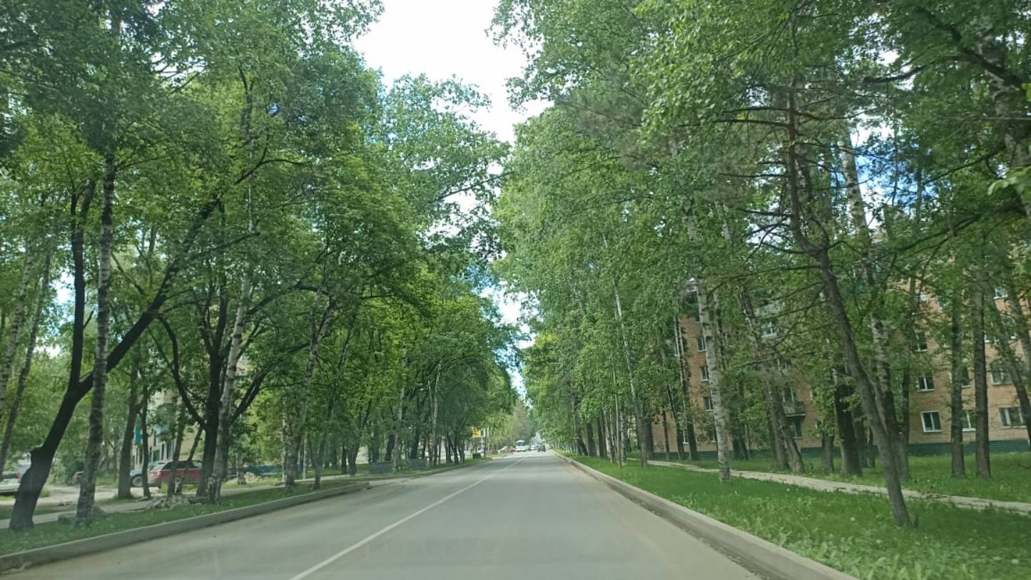 Желаю Вам - Юрий Смыслов. Покатаемся по Лучегорску
под хорошую песню!) смотреть онлайн