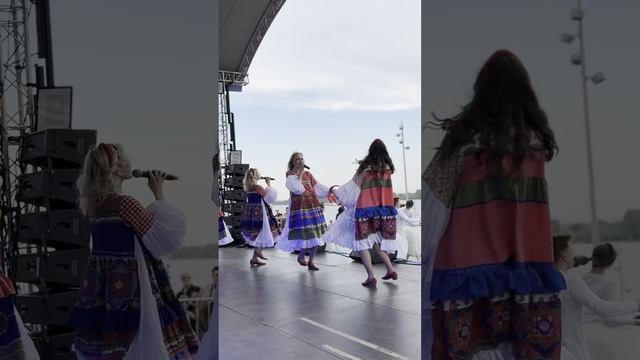 Реченька - Ансамбль Воскресение смотреть онлайн