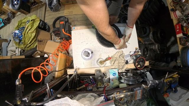 Установка бескамерной пневматической покрышки на электросамокат