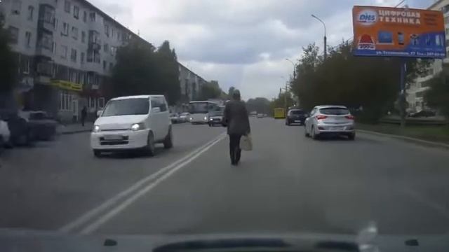 У пешехода глюконул GPS. Офигеть..