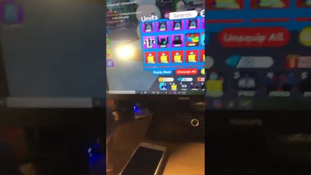 Откриваю ящики в toilet defense роблокс питаюсь получить си смотреть онлайн