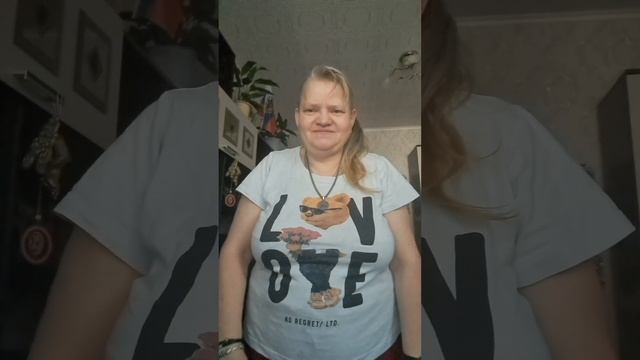 котик хочу вода пить 😻