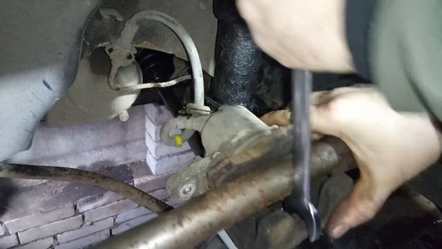 ваз замена колодок и поршень задвинуть (помогалка